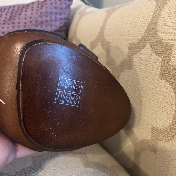 🌺Elie Tahari leather and embellished stilettos - Picture 10 of 12